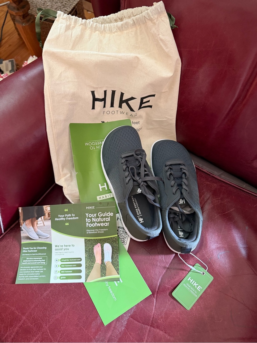 HIKE Women’s Black Athletic Knit Sneakers